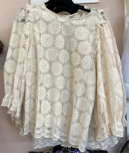 CREAM LONGSLEEVE TOP W BUTTON BACK & RUFFFLE SLEEVES