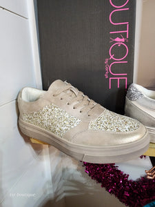 GOLD METALLIC RAD BY BOUTIQUE BY CORKY