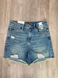 JUDY BLUE HW VINTAGE WASH FLY STITCH SHORTS