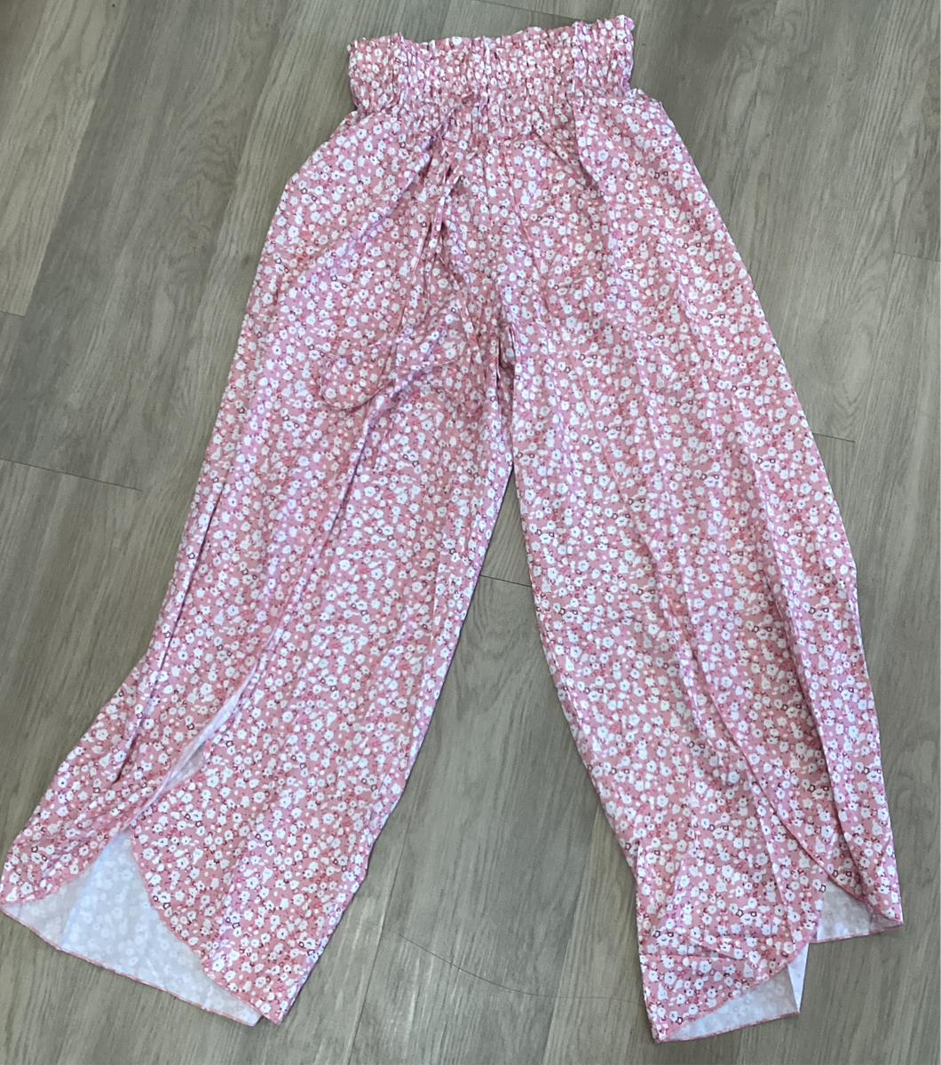 PINK FLORAL FLOWY PANTS