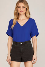 Load image into Gallery viewer, SHORT SLEEVE WOVEN TOP (TONYA&#39;S FAVORITE)
