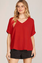 Load image into Gallery viewer, SHORT SLEEVE WOVEN TOP (TONYA&#39;S FAVORITE)
