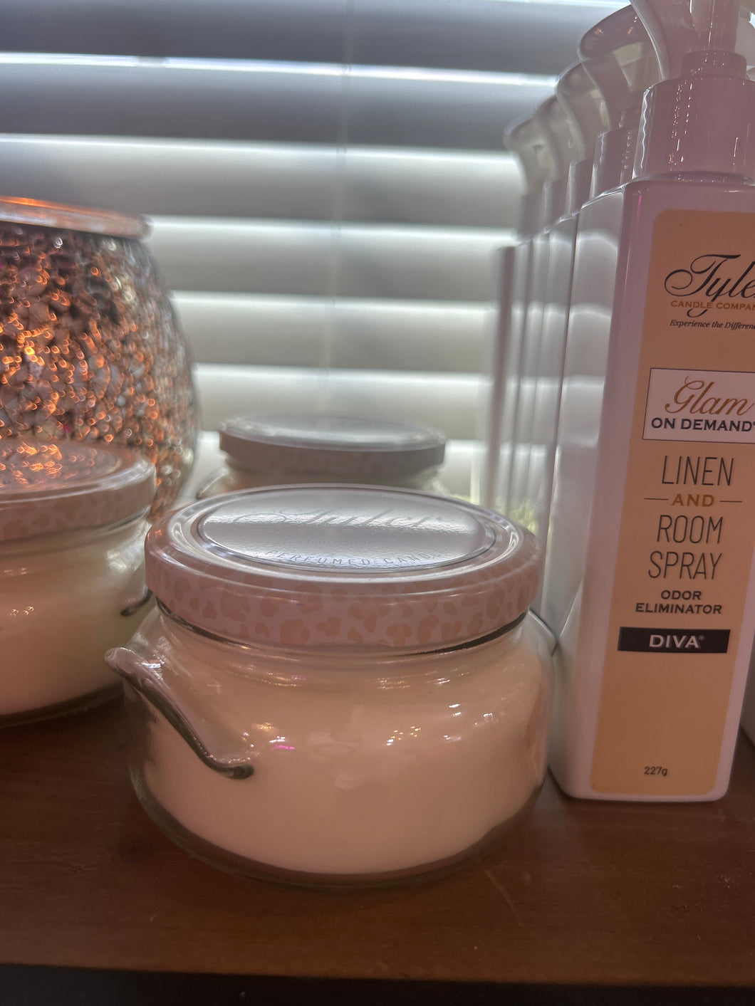 TYLER PRISTINE CANDLE