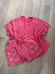 EASEL SHORT SLEEVE MINERAL WASHED TOP