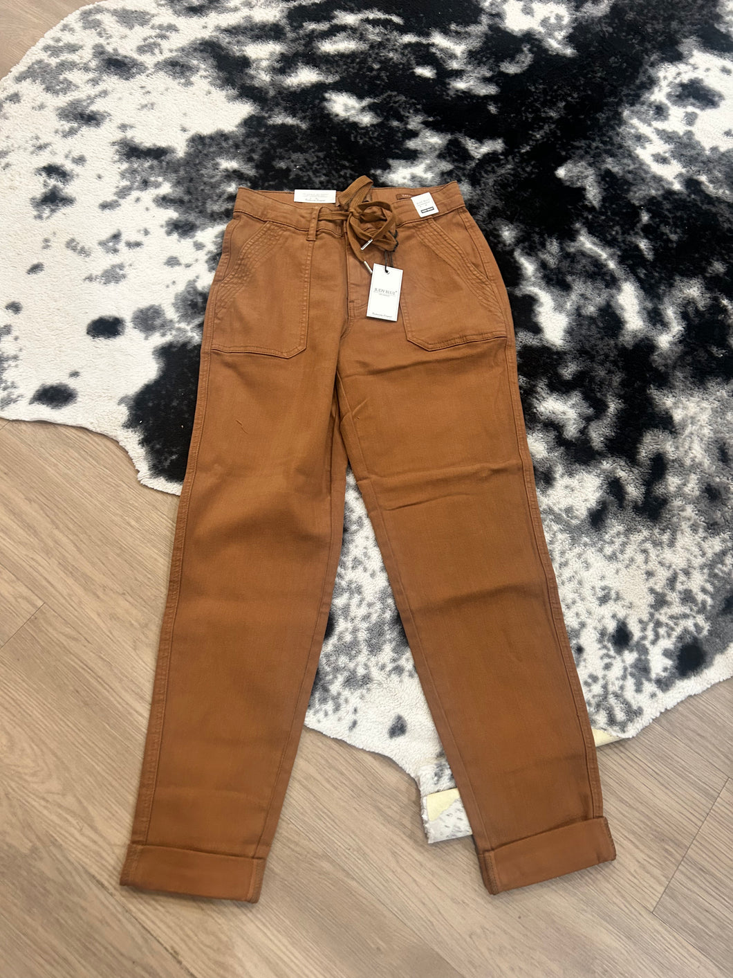 JUDY BLUE GARMENT DYED CUFFED FALL BROWN JOGGER