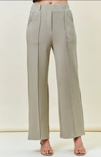 Load image into Gallery viewer, BUTTERY SOFT BRUSHED MODAL PINTUCK ELASTIC WAIST PANTS
