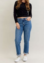 Load image into Gallery viewer, JUDY BLUE MID RISE BOYFRIEND CLASSIC CUFFED
